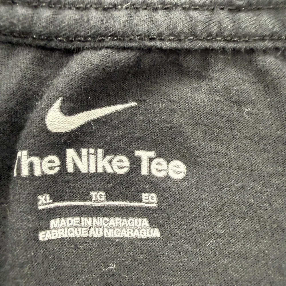 Nike Shirt Mens XL Black Air Max Dn8 Graphic The Nike Tee Tagless Sneaker